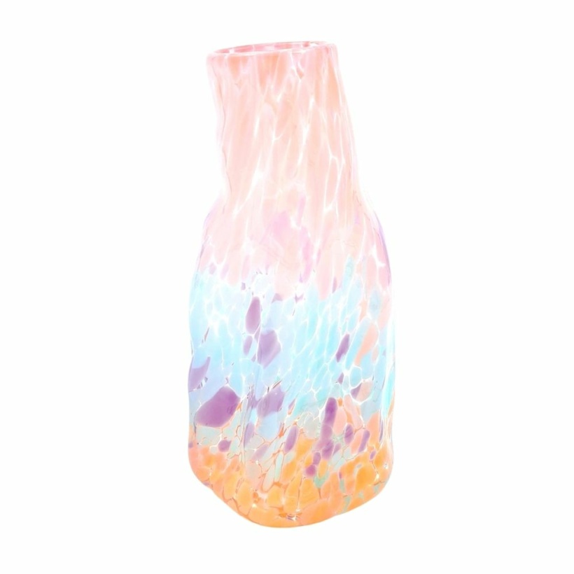 Small curly vase with confetti